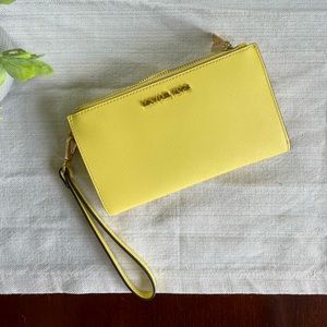 Michael Kors Wristlet